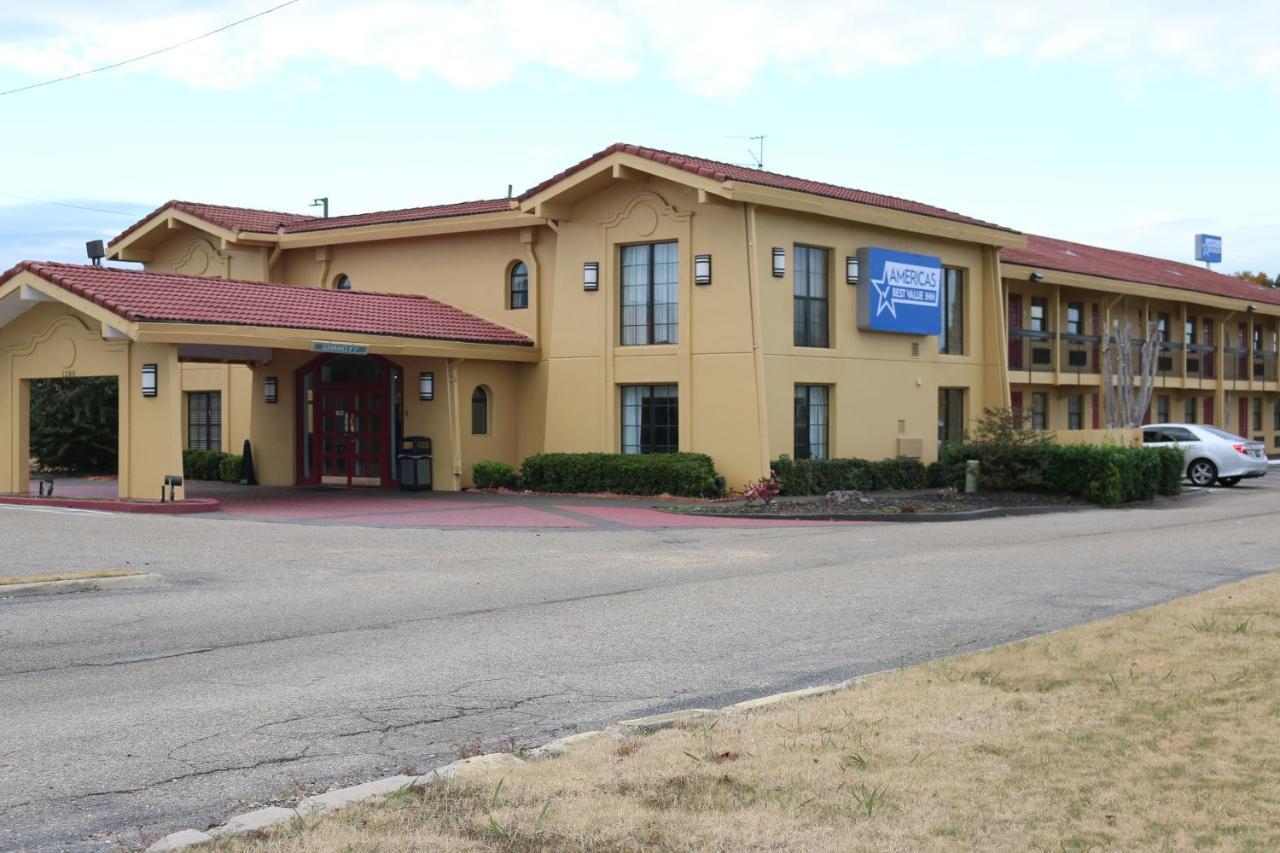 Americas Best Value Inn Montgomery Exterior photo